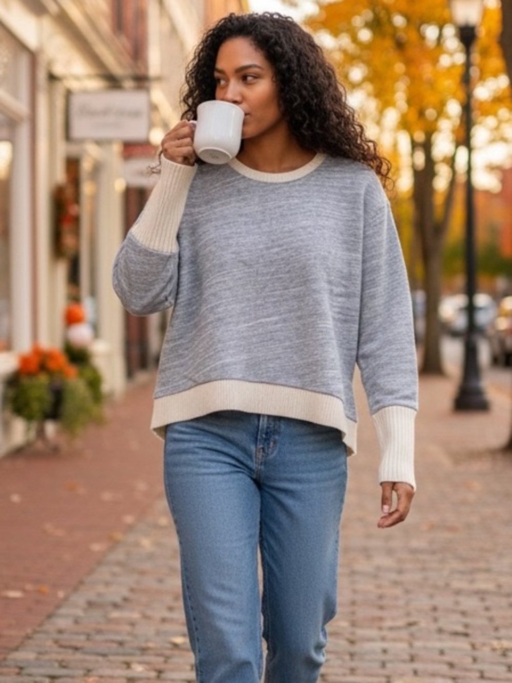 🤍 J.Crew Gray Sweatshirt Sweater Contrast Cream Trim Size Medium